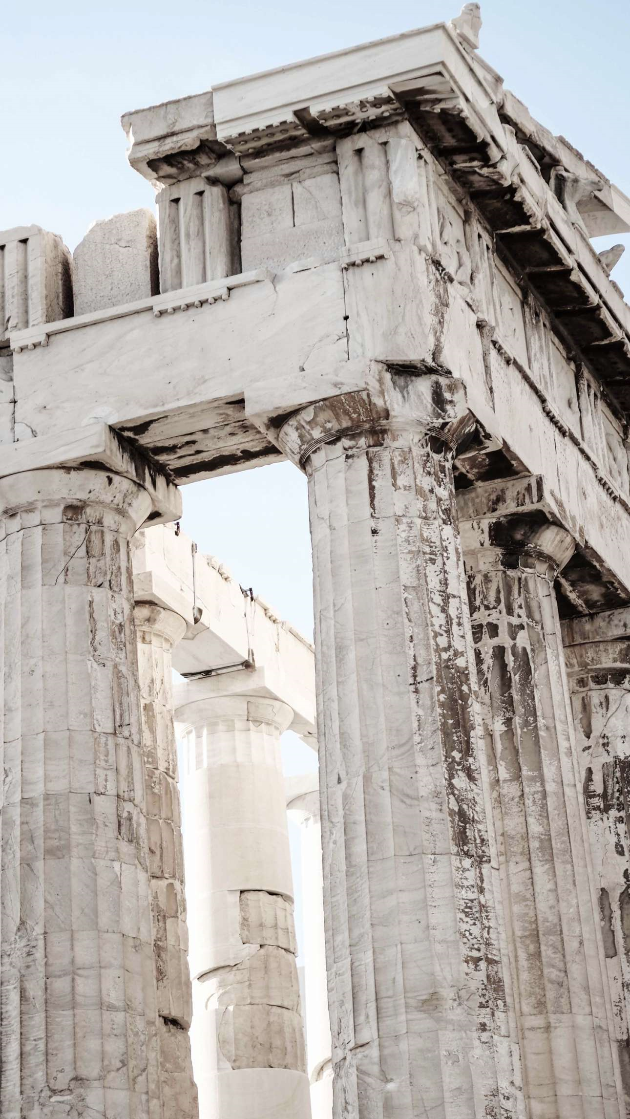 Φθορές Ακρόπολης